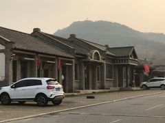-清风小镇闯关东影视基地