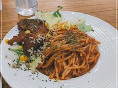-汽车博物馆主题餐厅