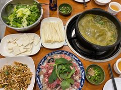-榕江牛瘪牛肉火锅