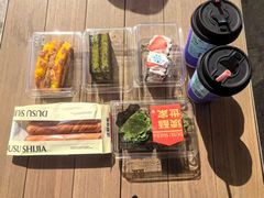 -读酥世家(松江新城地铁站店)