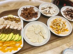 -云采云南菜(中山北路店)