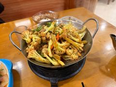 -鹤乡东北菜(崮山路店)