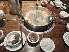 -三侨牛庄(云浮店)