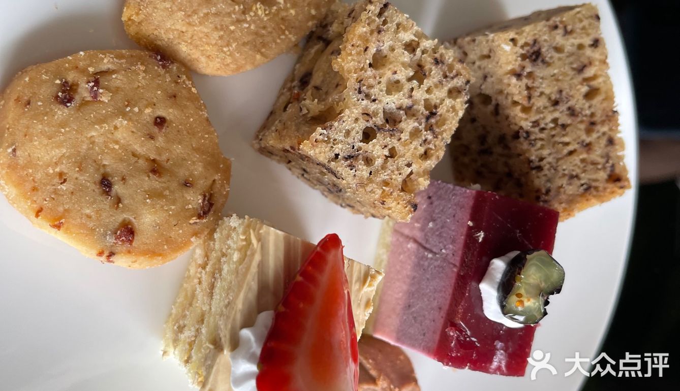 来一顿中西特色美食