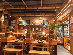 -巴卤社老火锅(财富店)