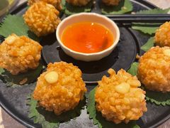 若兰素狮子头-若蘭慈·无国界素食料理(欢乐海岸店)