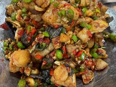 干锅牛蛙-笨罗卜浏阳菜馆(太平街店)