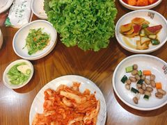 -青瓦餐厅·生鱼片·韩园烤肉(西塔店)