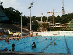 -越秀山游泳场