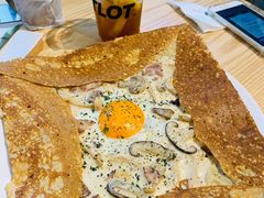 杂菌培根芝士可丽饼-GOTLOT COFFEE&KITCHEN角落厨房NOOK店