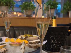 -斯普汇生蚝牛排馆(中骏世界城店)