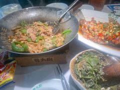 -费大厨辣椒炒肉(黄兴中心广场店)