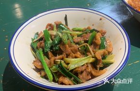 Stir-fried Celery with Pork Neck
