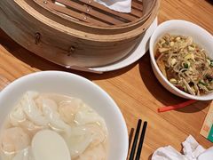 -诚铭记·虾仁汤包·成都小吃(融创店)