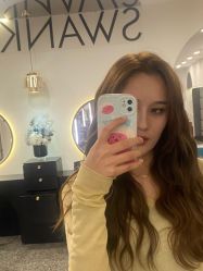 -SWANK SALON