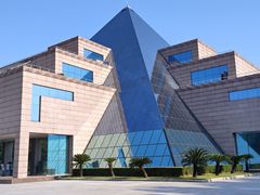 -上海市龙华烈士陵园