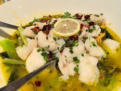 柠檬酸菜鱼-绿草地·湘菜(7mall店)