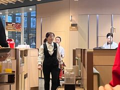 -海底捞火锅(新松江路店)