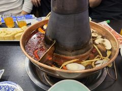 -楼外楼大刀肉传统火锅居(幸福街店)