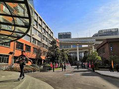 -上海市黄浦区教育学院附属中山学校