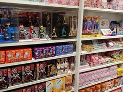-名创优品(北京新中关购物中心地铁层店)