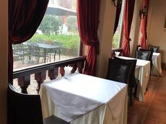 -橘洲1910花园江景西餐厅