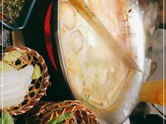 -湊湊火锅·茶憩(打浦桥日月光店)