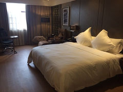 iphone_upload_pic-武汉光谷广场杨家湾地铁站怡程酒店