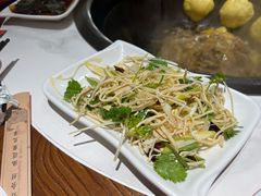 -玺炖·中国铁锅炖(虹桥天街店)