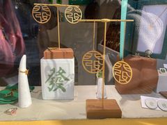 -LADY FAFA(巨鹿路陕西南路路口店)
