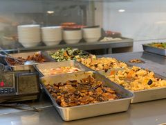 -同济大学本部学苑饮食广场