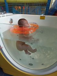 -马博士婴幼儿国际水育中心(永辉超市小马旗舰店)