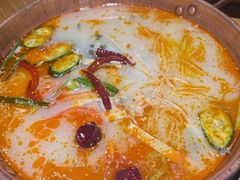 -洱火云南酸菜牛肉火锅(石景山当代商城店)