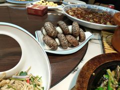 -有红鸡毛店·川菜(建设路店)