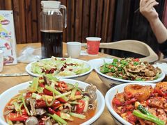 -独一佳老胡湘菜馆(高新店)