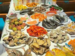 -领鲜活海鲜榴莲自助火锅(东门店)