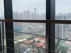 -全季酒店(重庆李子坝牛角沱地铁站店)