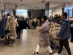-ZARA(恒隆广场店)