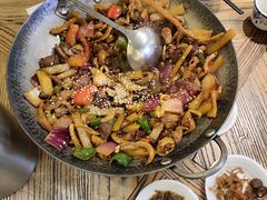-富正毅三下锅·湘西韵味(天门山索道店)