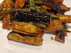 -鸿亨泰杂鱼馆(港馨家园店)