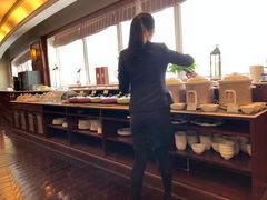 -深圳富苑皇冠假日套房酒店