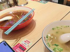 -小杨生煎(浦江欢乐颂店)