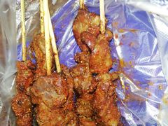 -劳动公园新疆人烤腰子