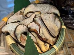 -慢丽江·云南野生菌土鸡锅(付家庄店)