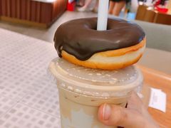 生椰冷萃-Tims天好咖啡·贝果(雁展路万象天地店)