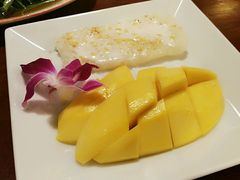 -Dang restaurant (patong phuket)