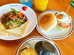 -Thanks美式餐厅(汉堡咖啡店)