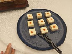 -品海楼·大连海胆锅贴馆(东港店)