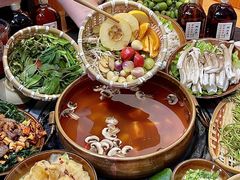 -阿山卓·野生菌火锅·纳西火塘烤肉