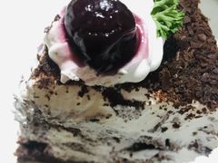 -皇冠幸福里动物奶油生日蛋糕(工业三路店)